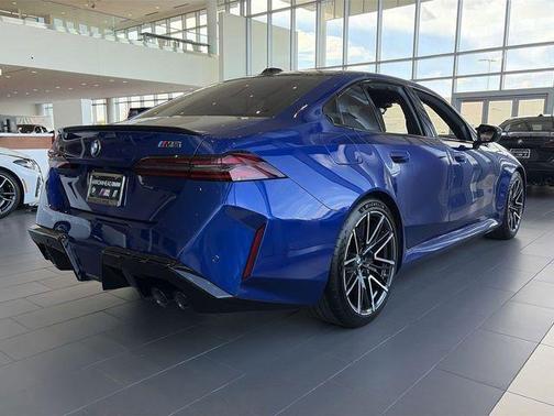 Marina Bay Blue Metallic 2026 BMW M5 Base