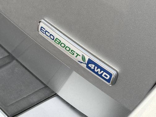 ICONIC SILVER METALLIC 2020 Ford Explorer Platinum