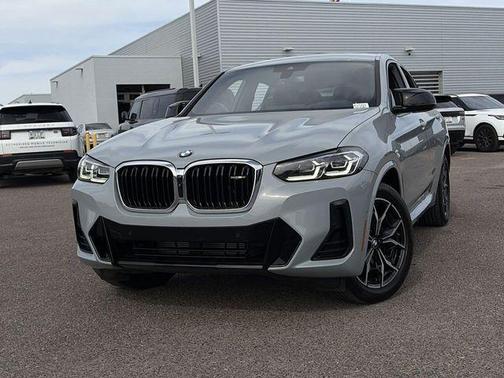 Gray Metallic 2025 BMW X4 M40i