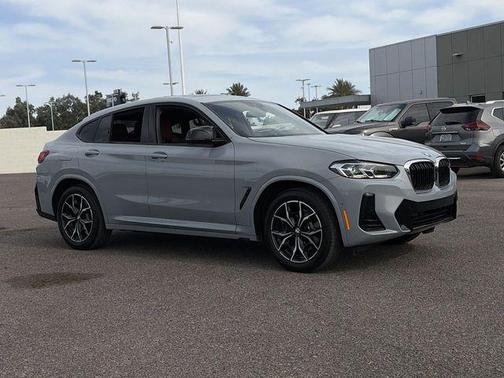 Gray Metallic 2025 BMW X4 M40i