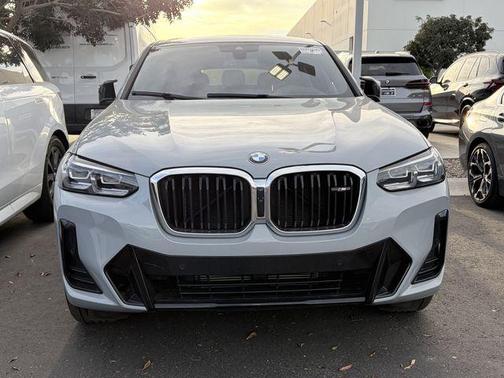 Gray Metallic 2025 BMW X4 M40i