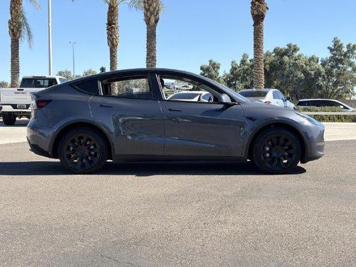 Gray 2022 Tesla Model Y Long Range Dual Motor All-Wheel Drive