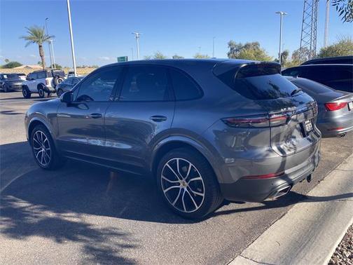 2020 Porsche Cayenne Cayenne