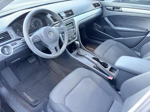 2012 Volkswagen Passat 2.5 S