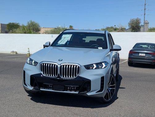 Brooklyn Grey Metallic 2026 BMW X5 sDrive40i