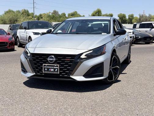Brilliant Silver Metallic 2024 Nissan Altima SR FWD