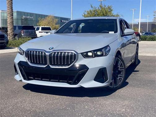2025 BMW 530 530i