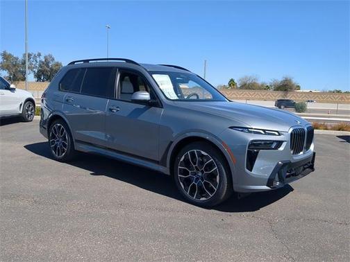 2025 BMW X7 xDrive40i