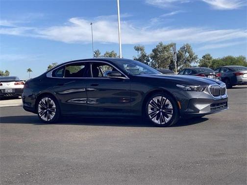 2025 BMW i5 xDrive40