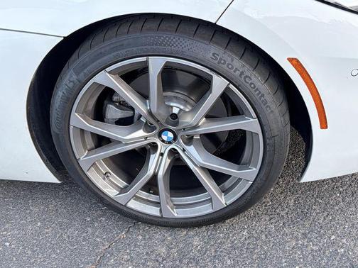 Mineral White Metallic 2022 BMW Z4 sDrive30i