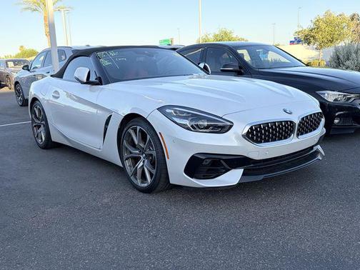 Mineral White Metallic 2022 BMW Z4 sDrive30i