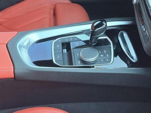 Mineral White Metallic 2022 BMW Z4 sDrive30i