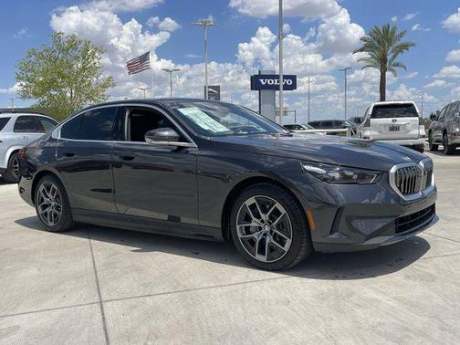 Dark Graphite Metallic 2026 BMW i5 eDrive40