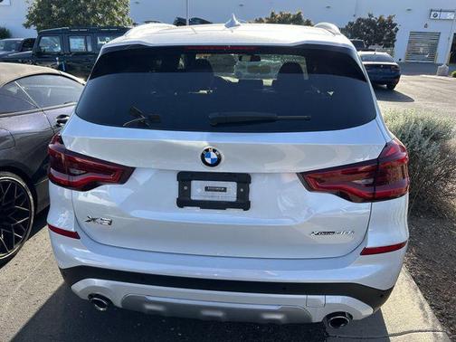 Mineral White Metallic 2021 BMW X3 xDrive30i