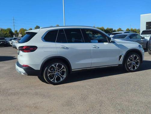 2026 BMW X5 sDrive40i