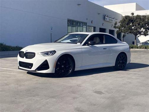 2026 BMW M240 i xDrive