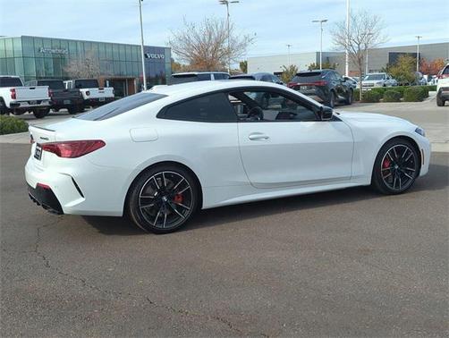 2026 BMW M440 i