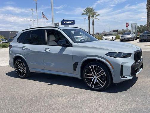 2026 BMW X5 M60i
