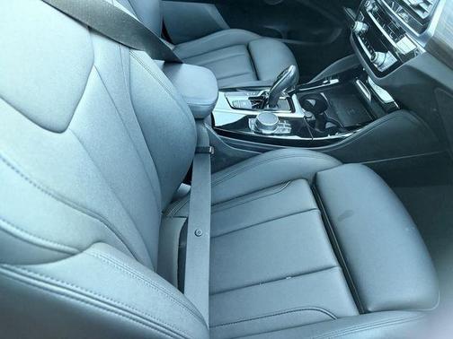 Black Sapphire Metallic 2021 BMW X4 xDrive30i