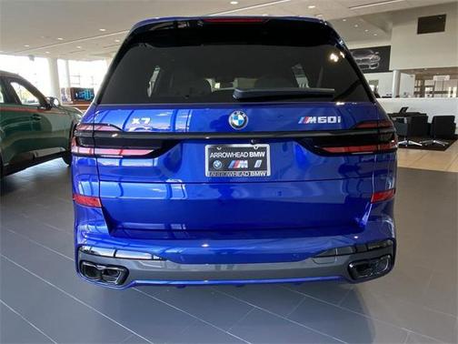 2026 BMW X7 M60i