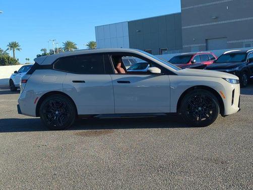 2026 BMW iX xDrive45