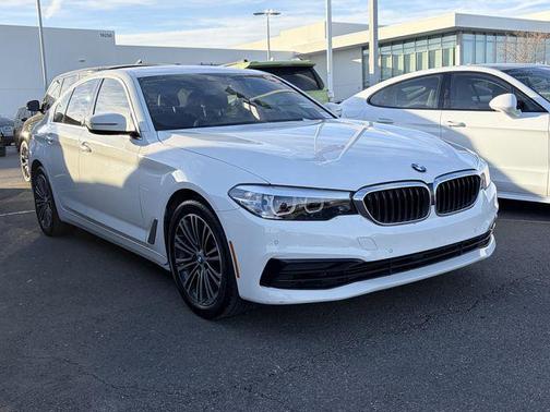2020 BMW 530 530i