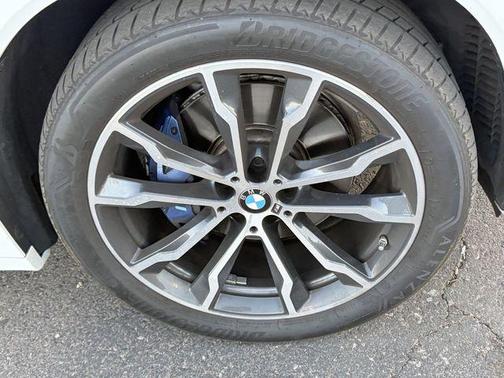 Alpine White 2022 BMW X3 M40i