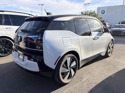 Capparis White w/BMW i Frozen Blue Accent 2018 BMW i3 94 Ah