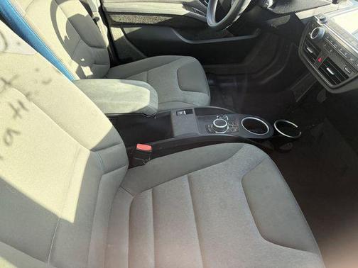 Capparis White w/BMW i Frozen Blue Accent 2018 BMW i3 94 Ah