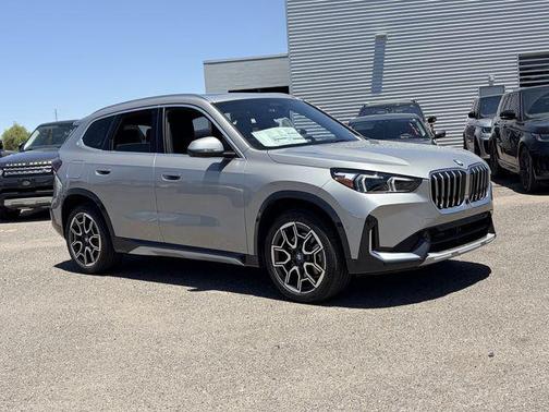 Space Silver Metallic 2026 BMW X1 xDrive28i