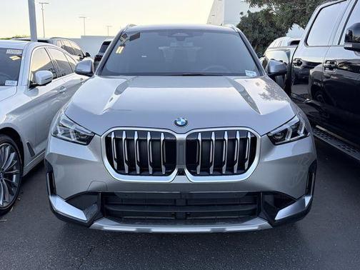 Space Silver Metallic 2026 BMW X1 xDrive28i