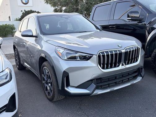Space Silver Metallic 2026 BMW X1 xDrive28i