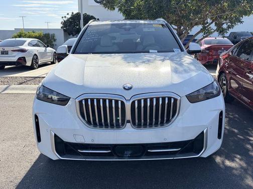 Alpine White 2024 BMW X5 xDrive40i