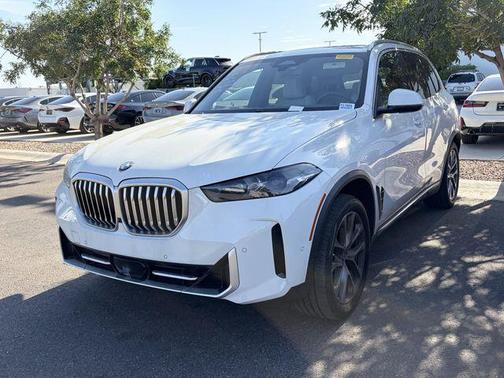 Alpine White 2024 BMW X5 xDrive40i