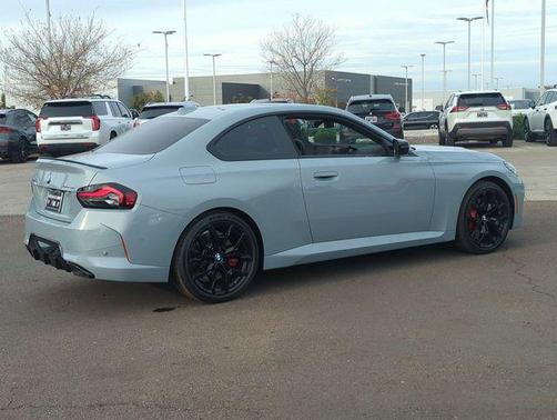 2026 BMW M240 i xDrive