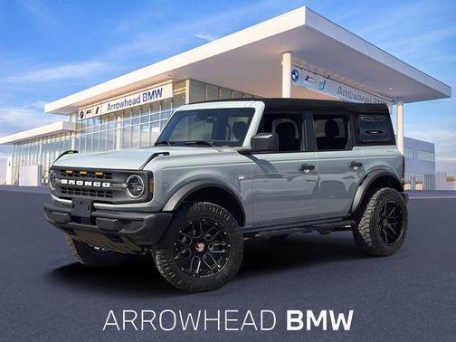 2023 Ford Bronco Base