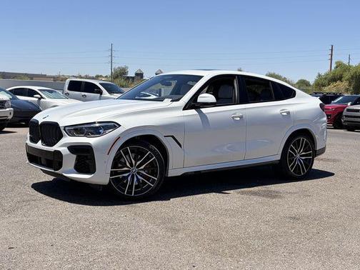 Mineral White Metallic 2023 BMW X6 xDrive40i