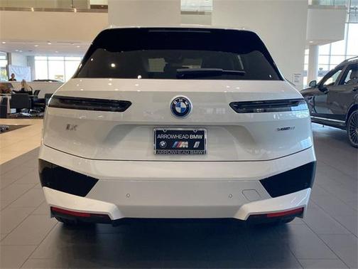 Mineral White Metallic 2023 BMW iX xDrive50