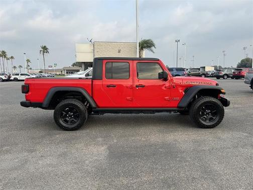 2022 Jeep Gladiator MOJAVE