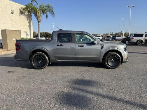 2025 Ford Maverick LOBO STANDARD
