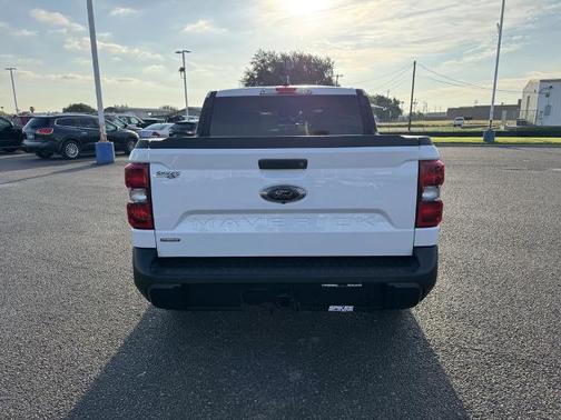 OXFORD WHITE 2024 Ford Maverick XLT