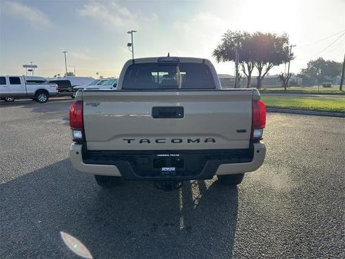 2018 Toyota Tacoma TRD SPORT