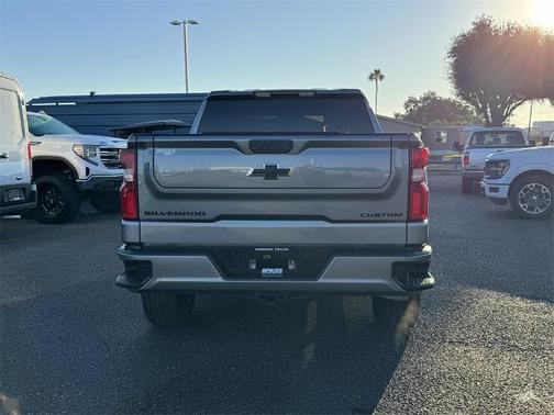 2022 Chevrolet Silverado 1500 Limited CUSTOM