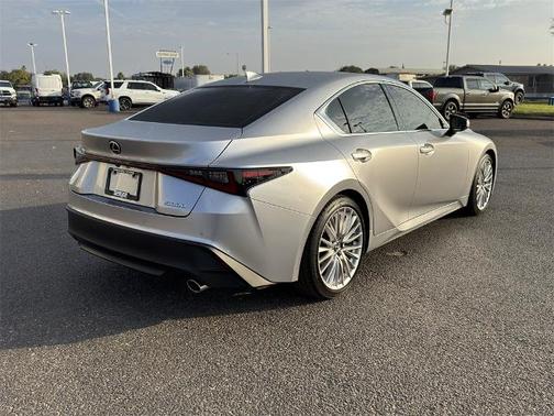 2025 Lexus IS 300 BASE