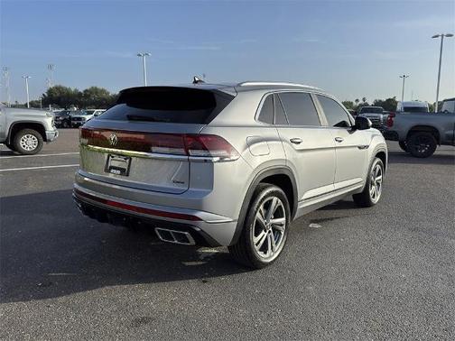 2024 Volkswagen Atlas Cross Sport 2.0T SEL R-LINE