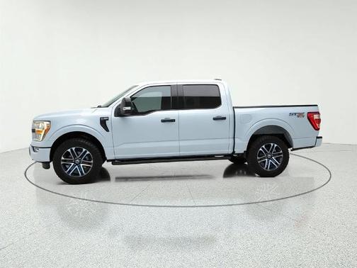 SPACE WHITE METALLIC 2022 Ford F-150 XL