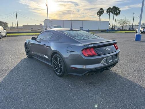 2022 Ford Mustang GT PREMIUM