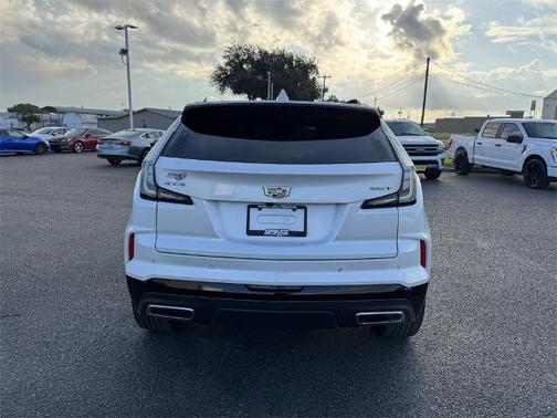2024 Cadillac XT4 SPORT