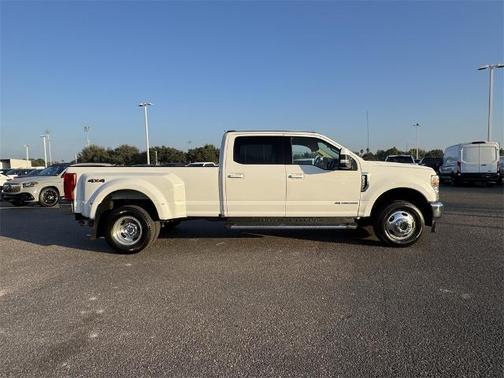 2020 Ford F-350 LARIAT SUPER DUTY