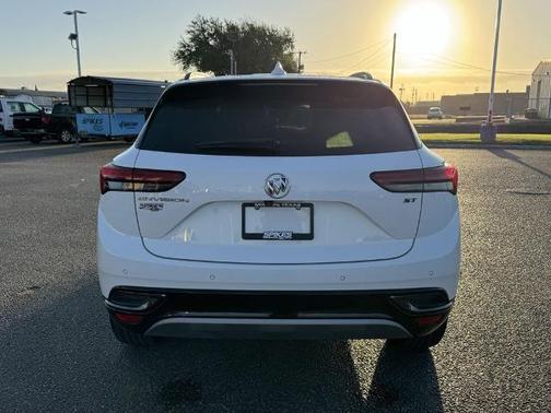 Summit White 2022 Buick Envision PREFERRED